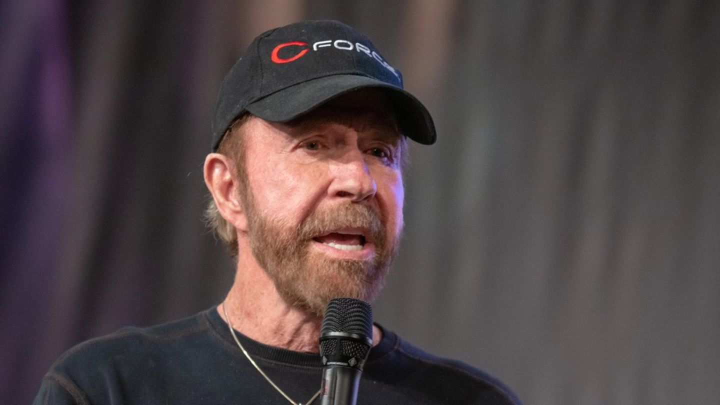 Chuck Norris soll derzeit in einem Krankenhaus liegen.
