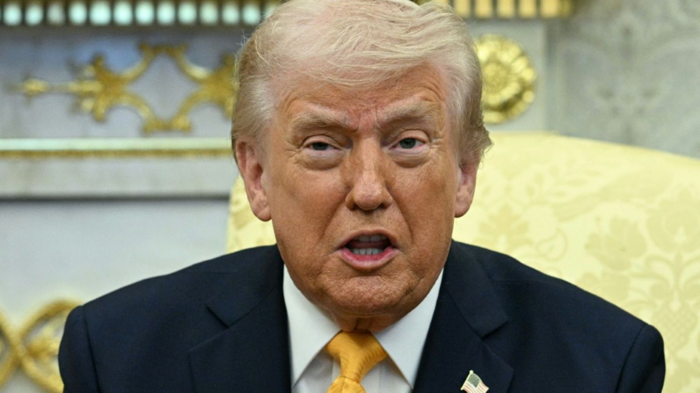 Donald Trump am Donnerstag im Oval Office