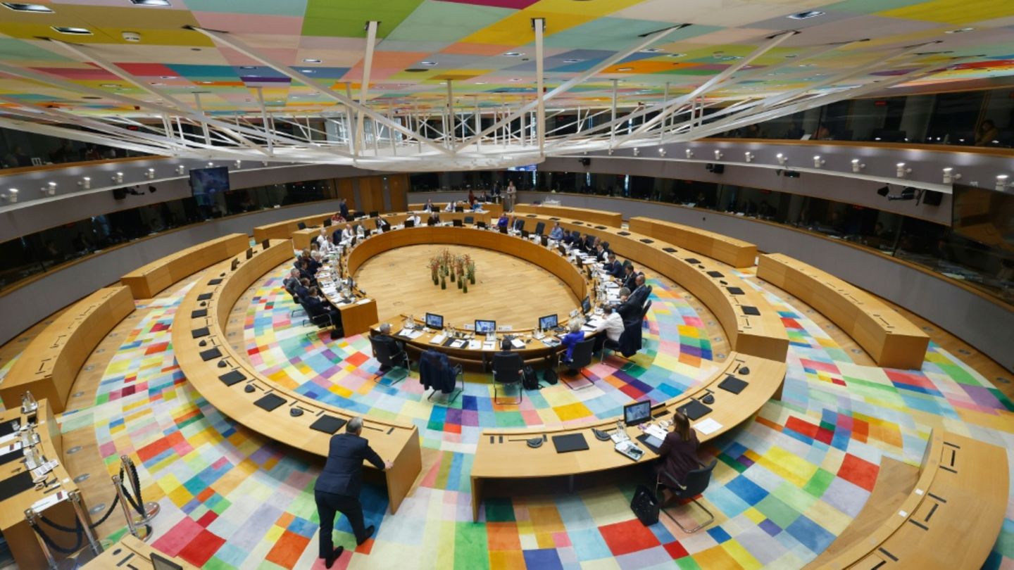 Videoschaltung der Staats- und Regierungschefs mit Selenskyj