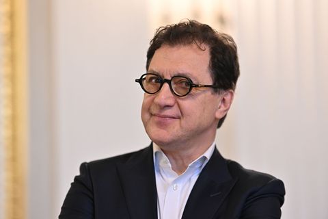 Serge Dorny ist zum Präsidenten von Opera Europa gewählt worden. (Archivfoto) Foto: Peter Kneffel/dpa