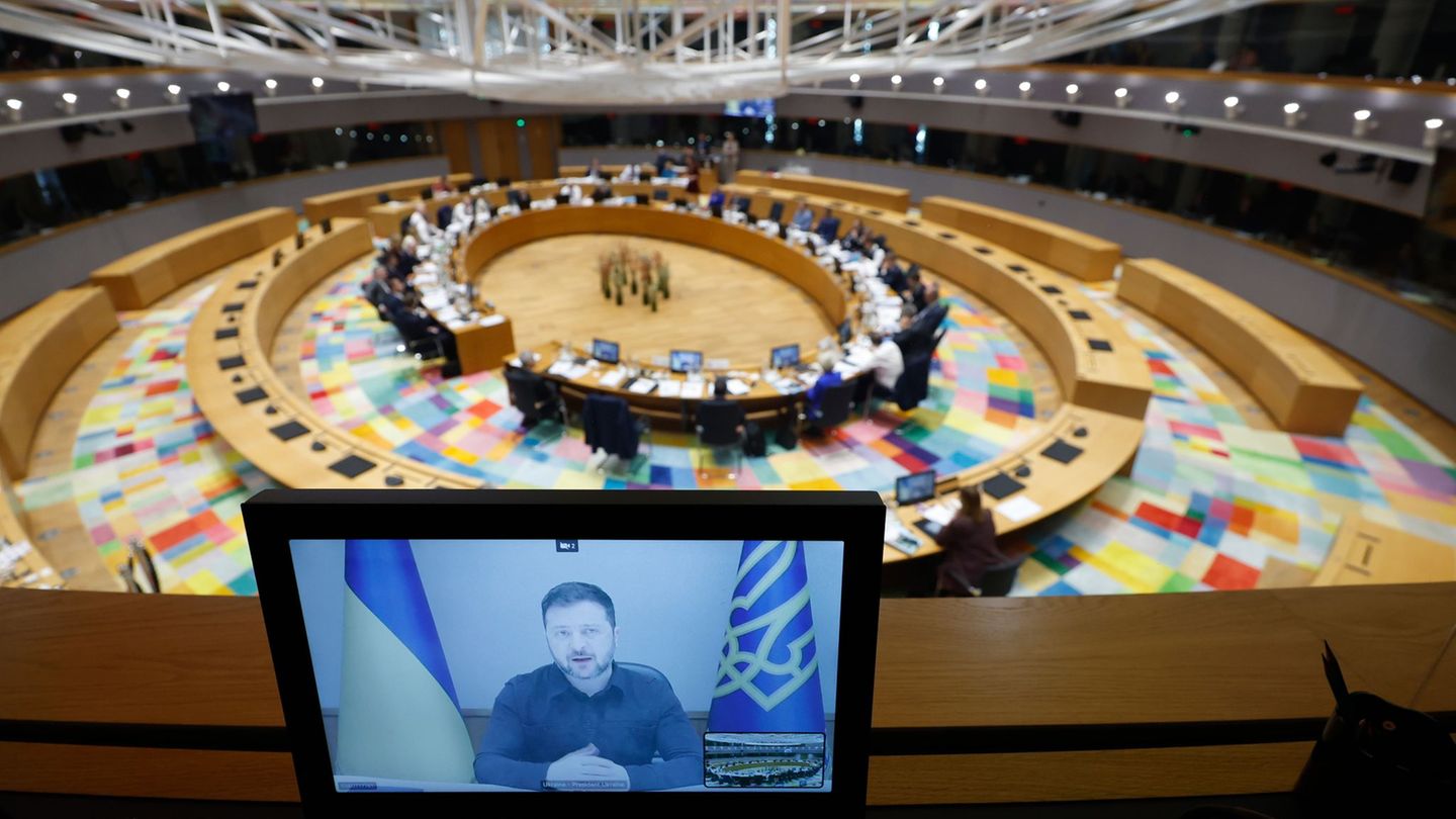 Selenskyj setzt auf neue Gespräche mit den USA über ein Kriegsende. Foto: Geert Vanden Wijngaert/Pool AP/AP/dpa