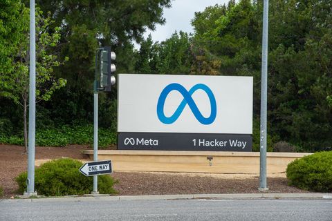 Nutzer konnten zumindest einen Teil von Metas 3D-Welt Horizon verteidigen. (Archivbild) Foto: Andrej Sokolow/dpa