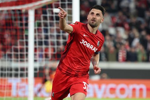 Vincenzo Grifo vom SC Freiburg jubelt nach seinem Tor in der Europa League