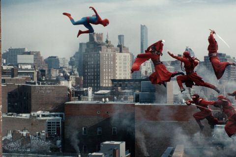 Spider-Man bekämpft Die Hand in "Spider-Man: Brand New Day".