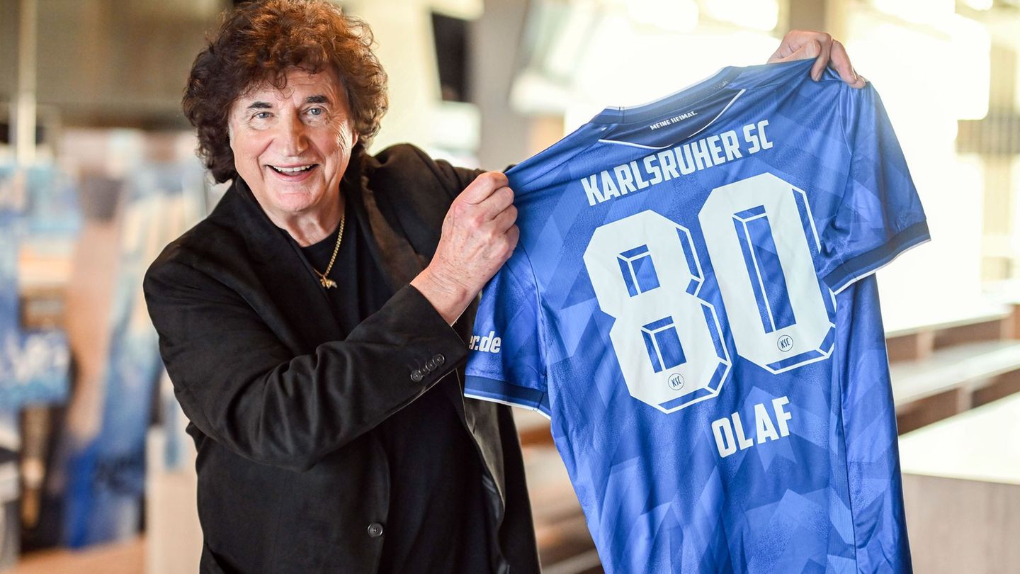 Olaf der Flipper schaut stets nach vorne - am 27. März wird er 80 Jahre alt. Foto: Uli Deck/dpa