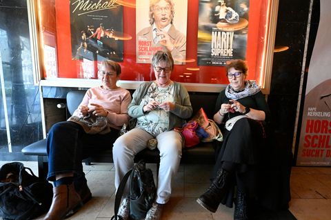 Welcher Film gezeigt wird, erfahren die Besucherinnen bei dem Kölner Event erst kurz vorher als Überraschung. Foto: Roberto Pfei