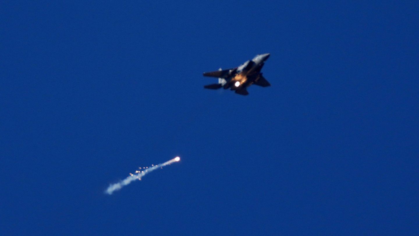 Israel setzt seine Angriffe im Iran fort. (Archivbild) Foto: Ariel Schalit/AP/dpa