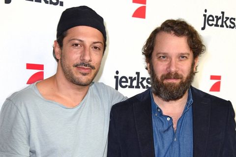 Christian Ulmen (r.) feierte mit Fahri Yardim und der Serie "jerks." große Erfolge