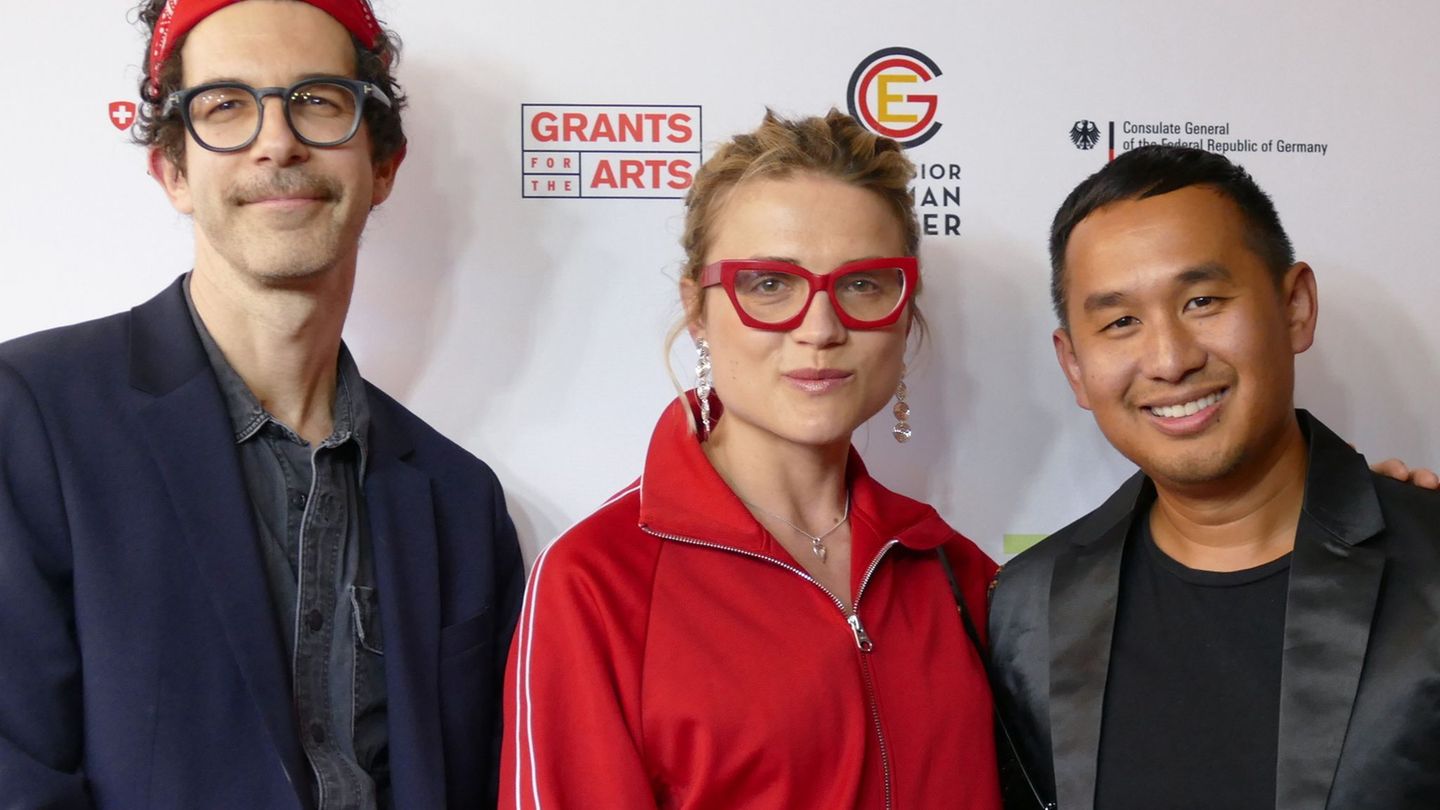 Mala Emde wurde mit einem Preis für ihre Schauspielkunst geehrt. Foto: Barbara Munker/dpa