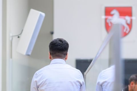 Nach langem Prozess: Staatsanwalt wird wegen Geschäften mit einer Drogenbande verurteilt. (Archivbild) Foto: Julian Stratenschul