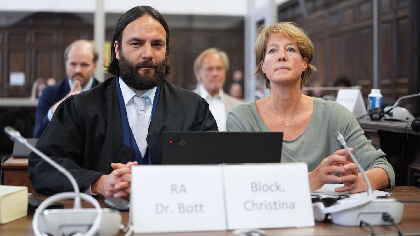 Christina Block bestreitet die Vorwürfe der Anklage. Foto: Marcus Brandt/Pool dpa/dpa