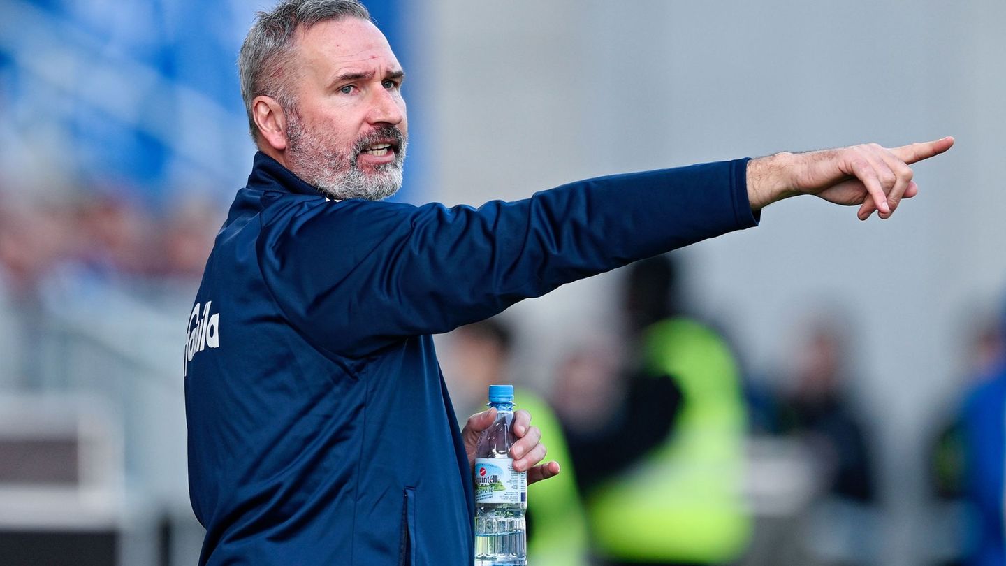 Schwierige Aufgabe: Holstein Kiels Trainer Tim Walter hofft auf Wende in Bochum. (Archivbild) Foto: Uwe Anspach/dpa