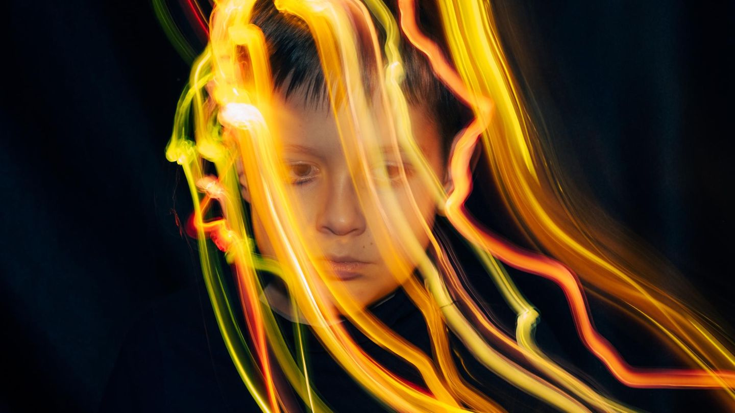 Ein trauriges Kindergesicht / Thema Kinder von Femizid-Opfern