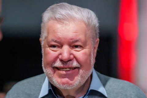 Kurt Beck, einstiger SPD-Ministerpräsident von Rheinland-Pfalz, kritisiert den grünen baden-württembergischen Wahlsieger Cem Özd