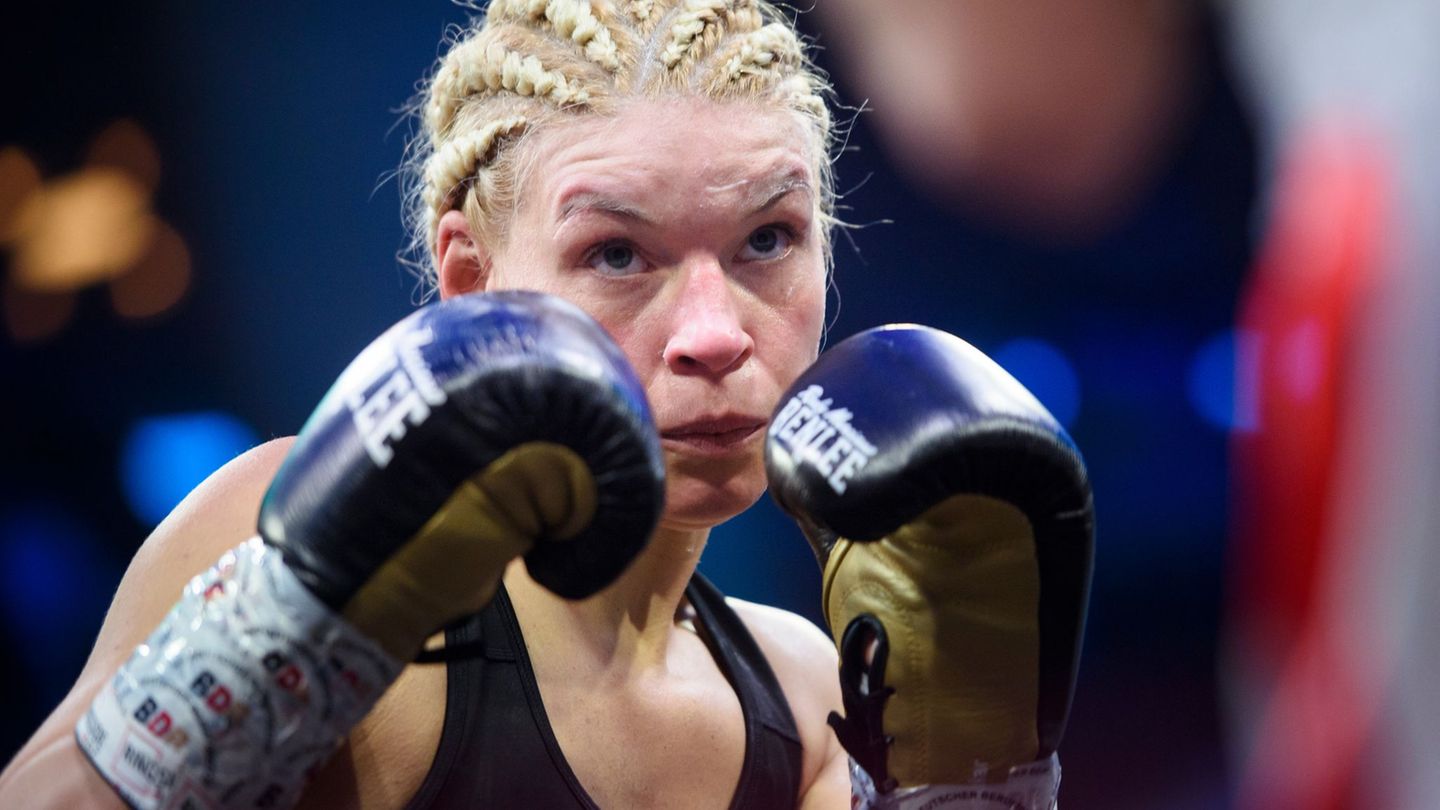 Nina Meinke verteidigte in Hamburg ihren WM-Titel. Foto: Gregor Fischer/dpa