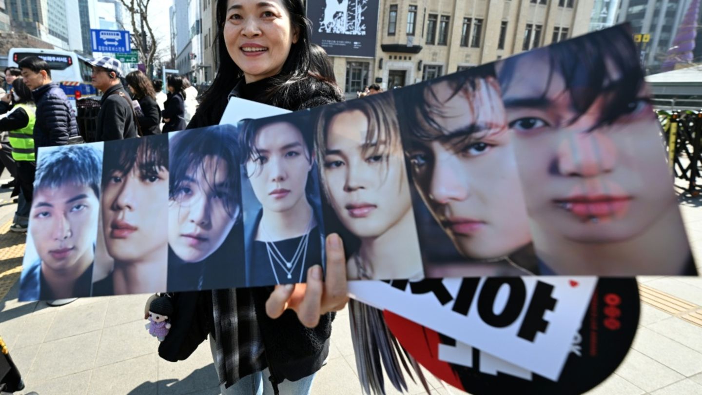 Fans der K-Pop-Band BTS in Seoul