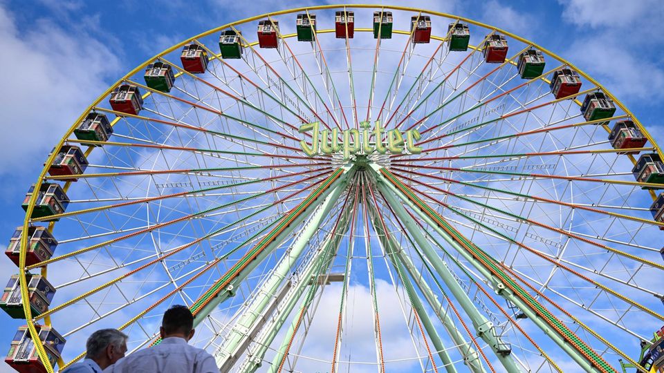 Merz will Trump zum Pfälzer Wurstmarkt einladen
