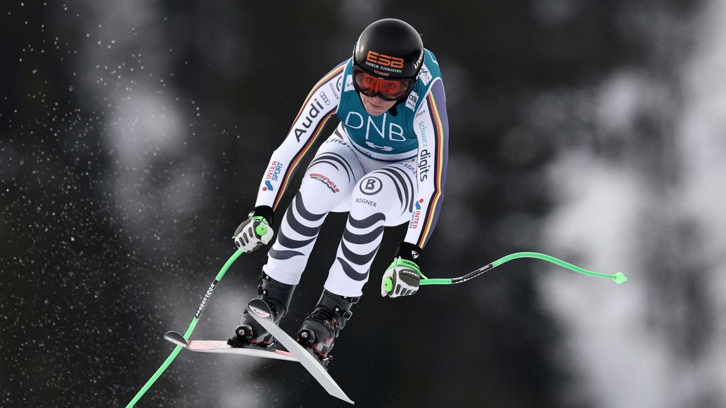 Kvitfjell, Norwegen. Die deutsche Skirennfahrerin Kira Weidle Winkelmann rast beim Ski Alpin-Weltcup die Strecke hinunter 