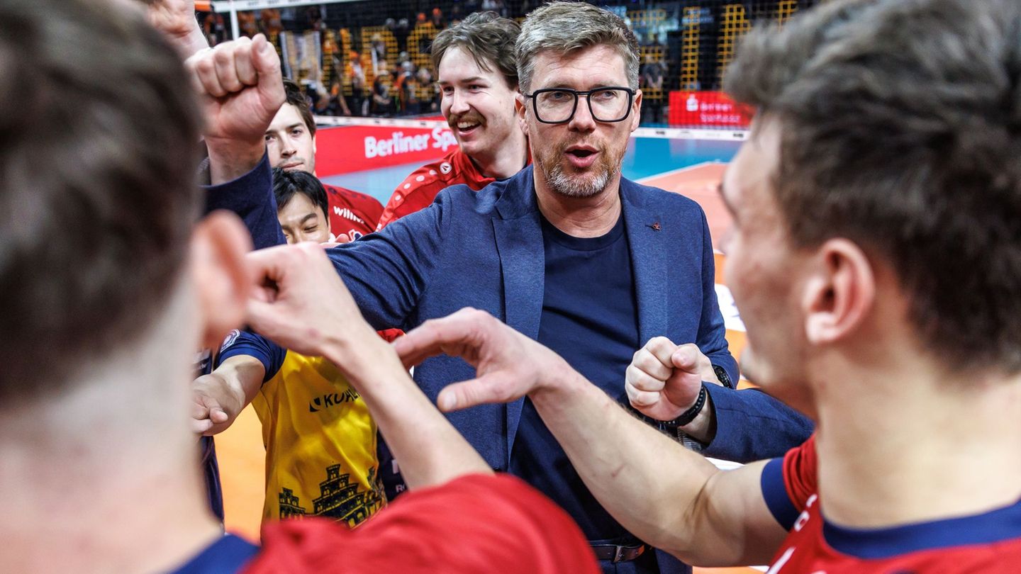 Trainer Stefan Hübner und die SVG Lüneburg spielten zum Abschluss der Hauptrunde in Karlsruhe. (Archivbild) Foto: Andreas Gora/d