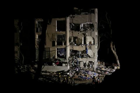 Israelische Rettungskräfte in Arad