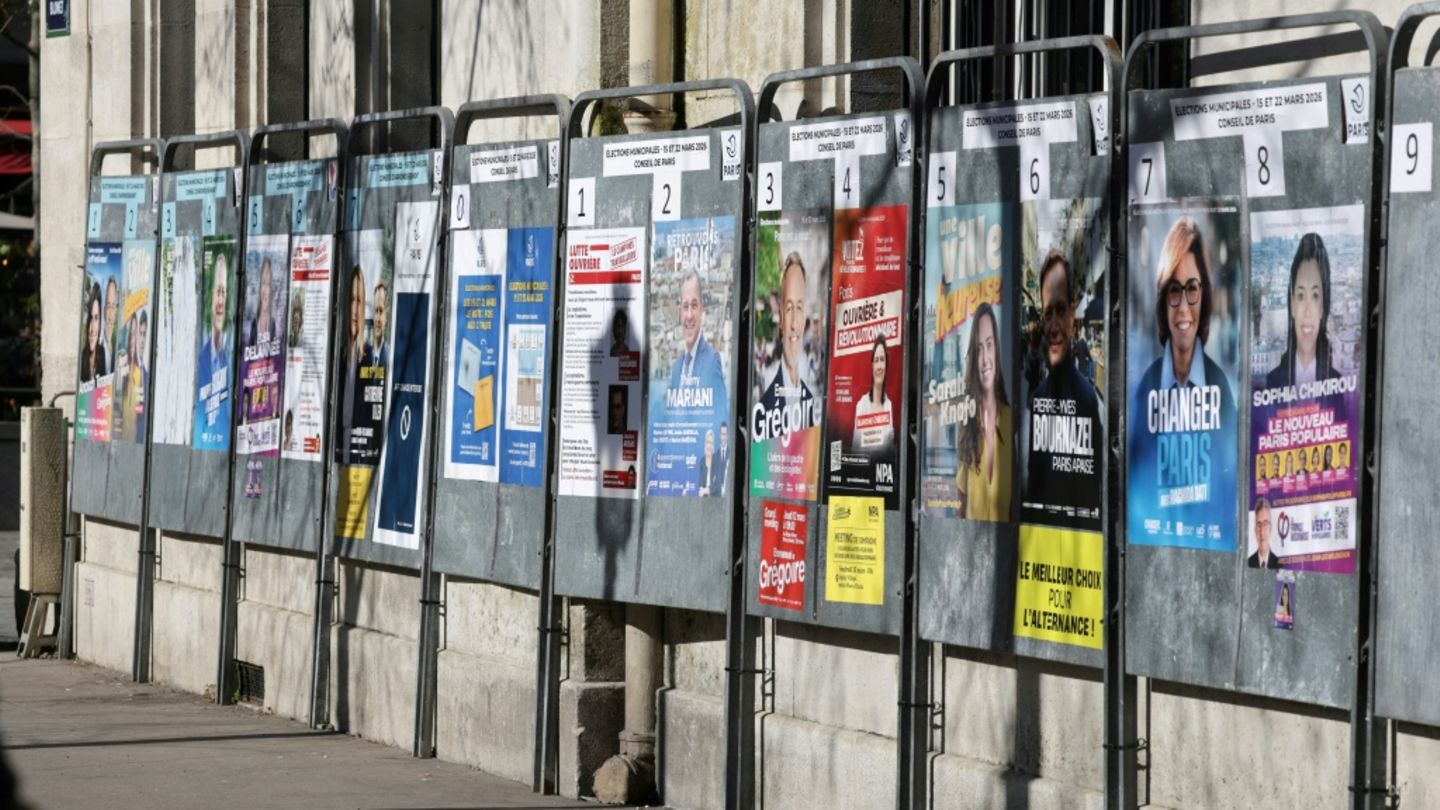 Wahlplakate in Frankreich