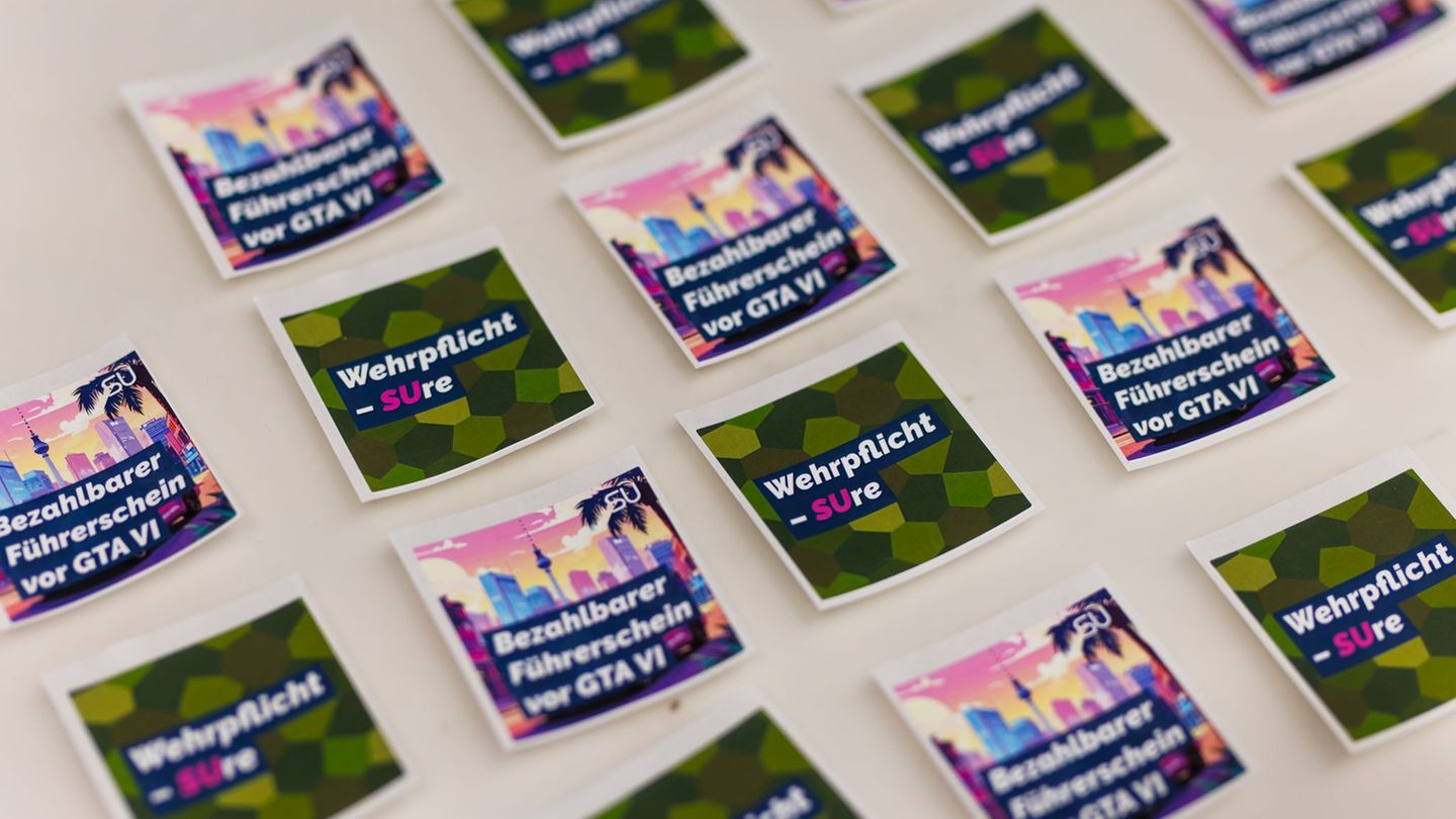 Die Zahl der Bewerbungen bei der Bundeswehr sind zuletzt gestiegen. (Symbolbild) Foto: Philipp von Ditfurth/dpa