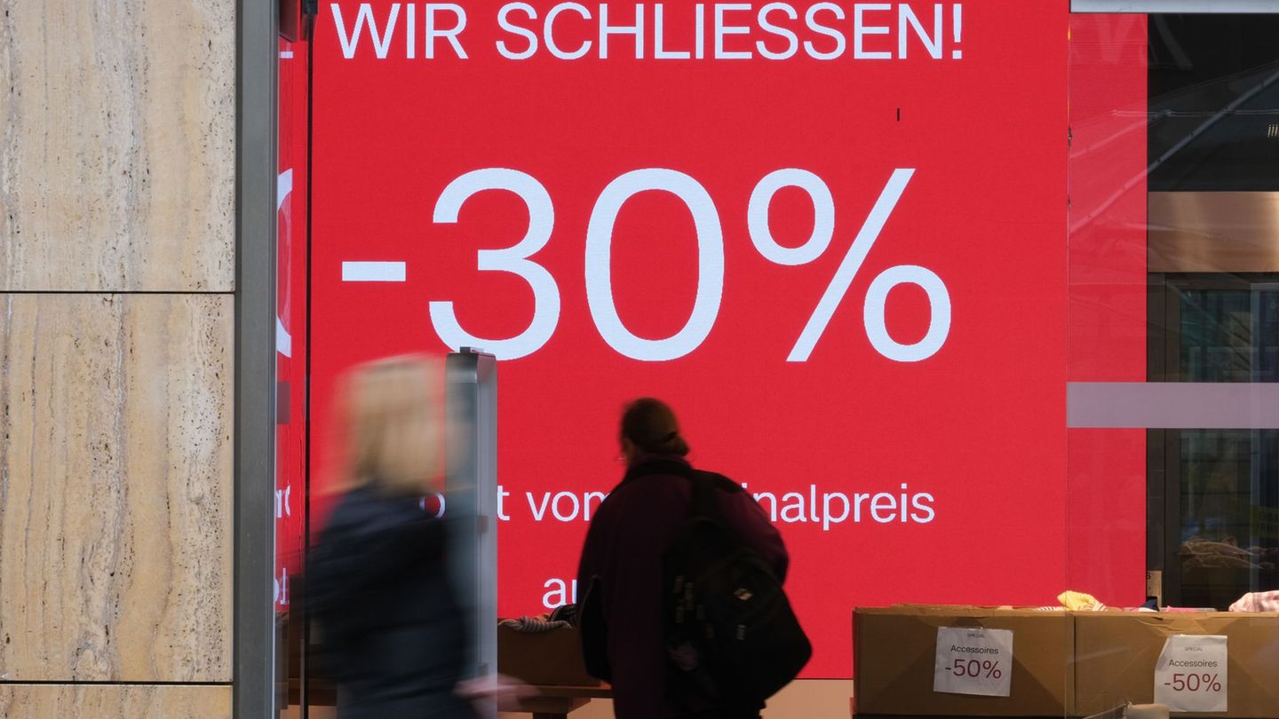 Die Zahl der Schließungen im Einzelhandel übersteigt die der Neueröffnungen deutlich. Foto: Bernd Weißbrod/dpa