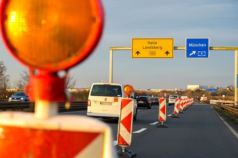 Die A9 in Fahrtrichtung München zwischen der Anschlussstelle Halle und dem Schkeuditzer Kreuz wird erneut voll gesperrt. (Archiv