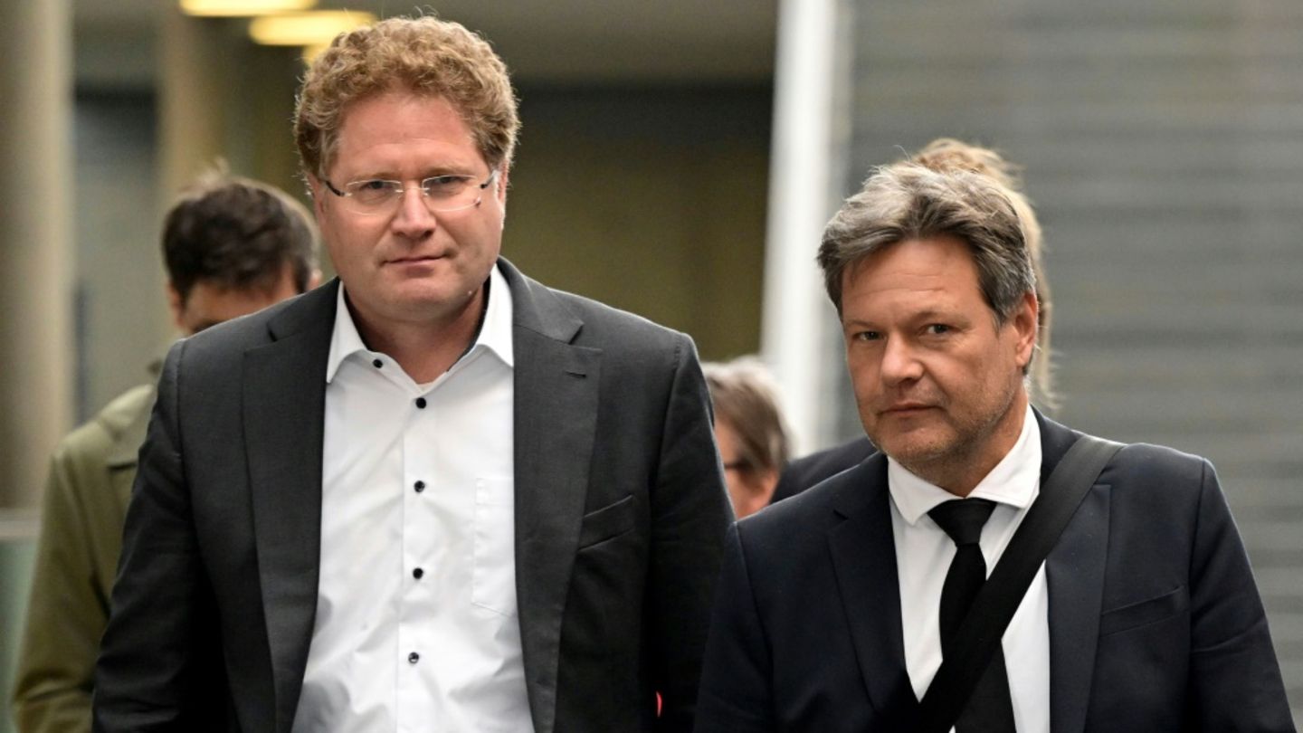 Graichen (l.) und Habeck 2023 in Berlin