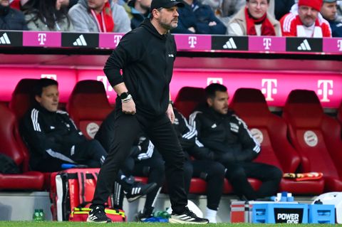 Steffan Baumgart sah in München nichts Gutes von seiner Mannschaft. Foto: Sven Hoppe/dpa