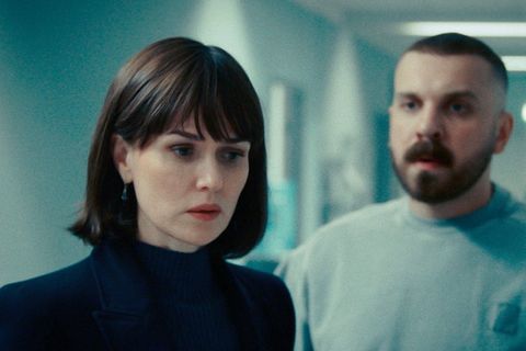 "Tatort: Fackel": Maryam Azadi (Melika Foroutan, l.) und Hamza Kulina (Edin Hasanovic).