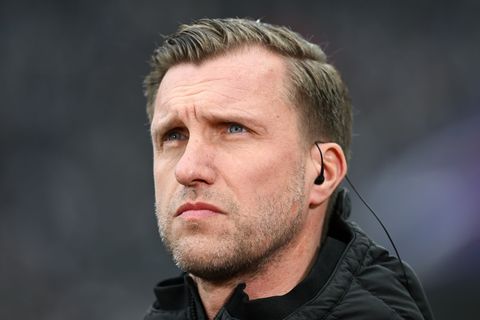 Sportvorstand Markus Krösche hat bei Eintracht Frankfurt noch einen Vertrag bis 2028. Foto: Florian Wiegand/dpa