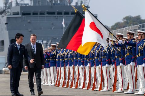 Verteidigungsminister Boris Pistorius (SPD) in Japan Foto: Peter Kneffel/dpa