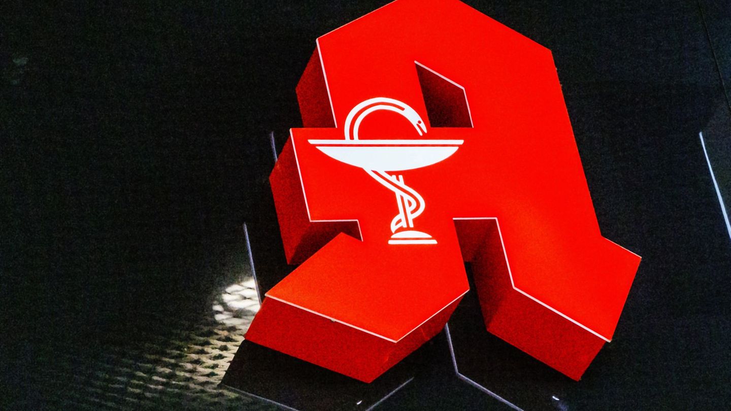 In Thüringen haben in den vergangenen 15 Jahren rund 110 Apothken bereits schließen müssen. (Symbolbild) Foto: Carsten Koall/dpa