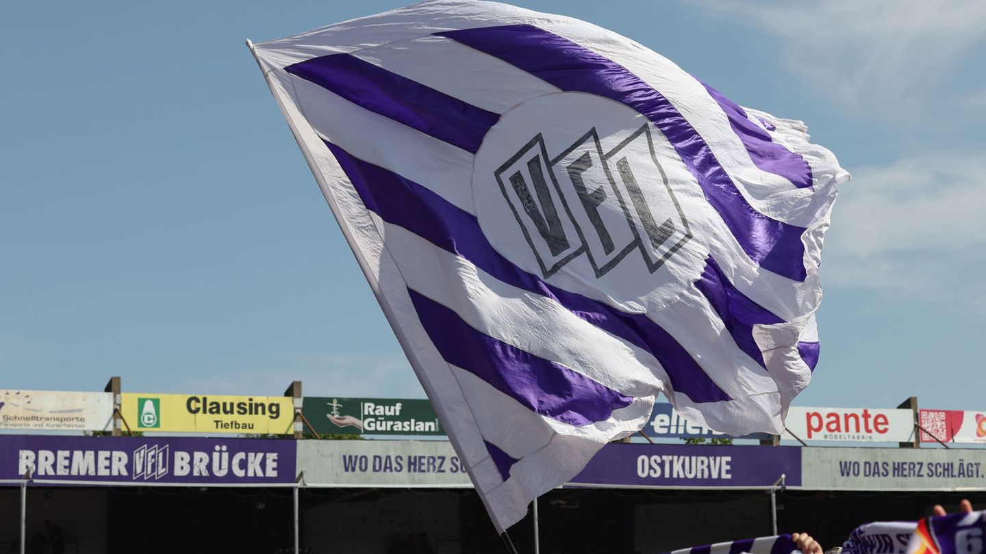 Der VfL Osnabrück bleibt Spitzenreiter der 3. Liga. (Archivbild) Foto: Friso Gentsch/dpa