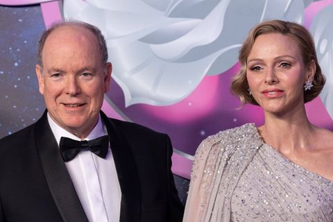 Fürstin Charlène war an der Seite von Fürst Albert II. der Star des Rosenballs.