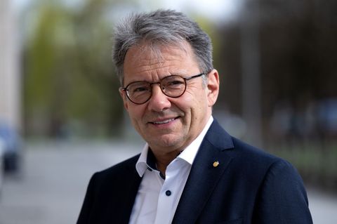 Bleibt Landrat in Fürstenfeldbruck: Thomas Karmasin (Archivbild). Foto: Sven Hoppe/dpa