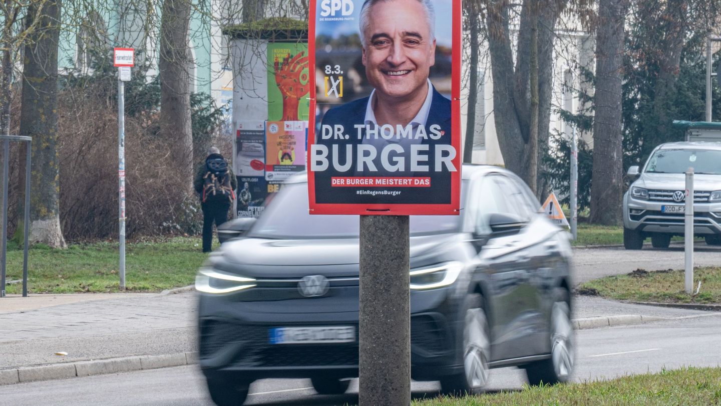 Thomas Burger wird neuer Rathauschef in Regensburg. (Archivbild) Foto: Armin Weigel/dpa