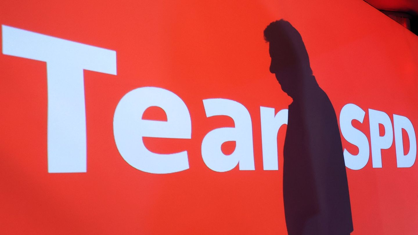 Dieter Reiter hat seine politische Karriere für beendet erklärt. Foto: Karl-Josef Hildenbrand/dpa