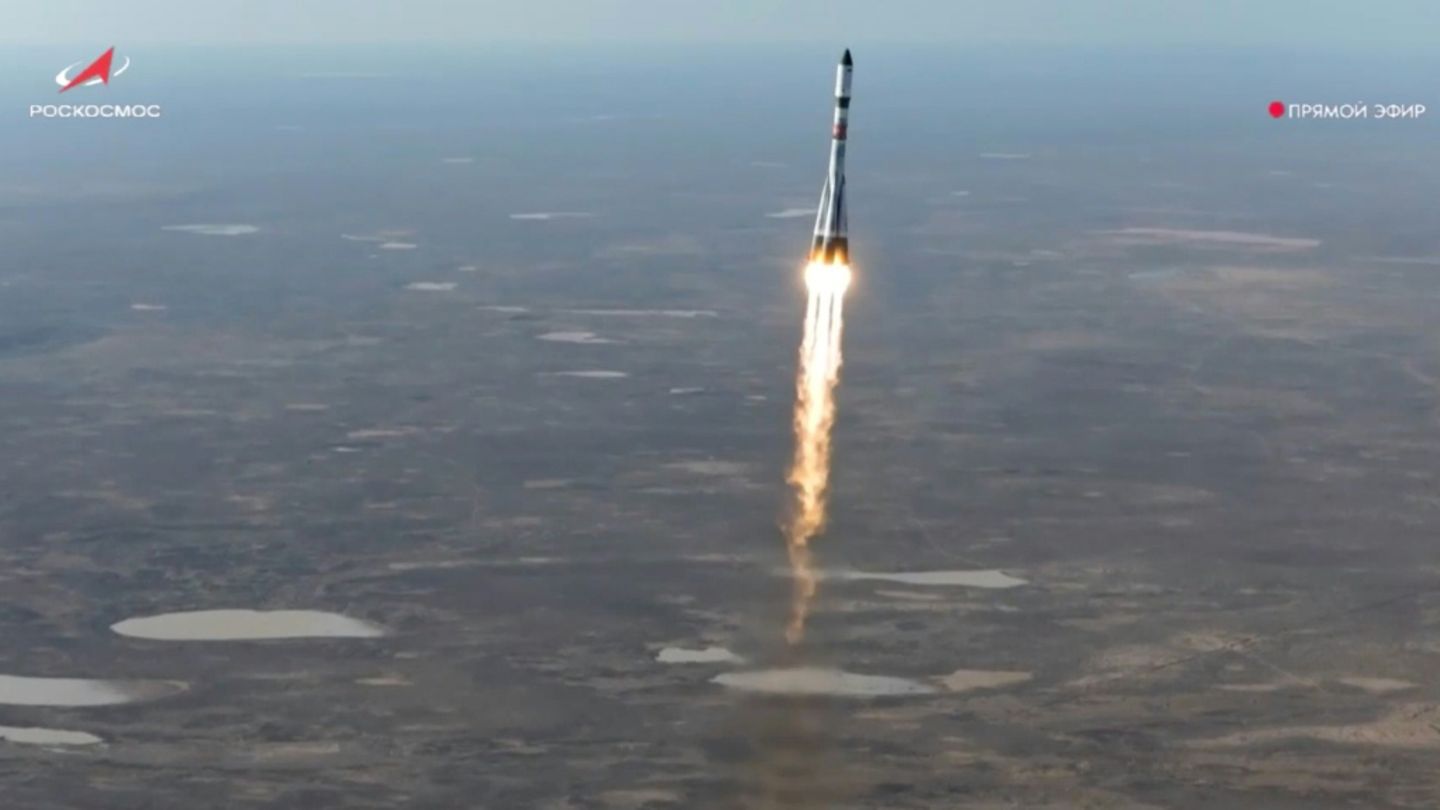 Erfolgreicher Raketenstart am Weltraumbahnhof Baikonur