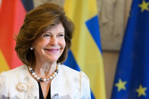 Königin Silvia von Schweden kommt am Montag nach Düsseldorf. (Archivfoto) Foto: Bernd von Jutrczenka/dpa