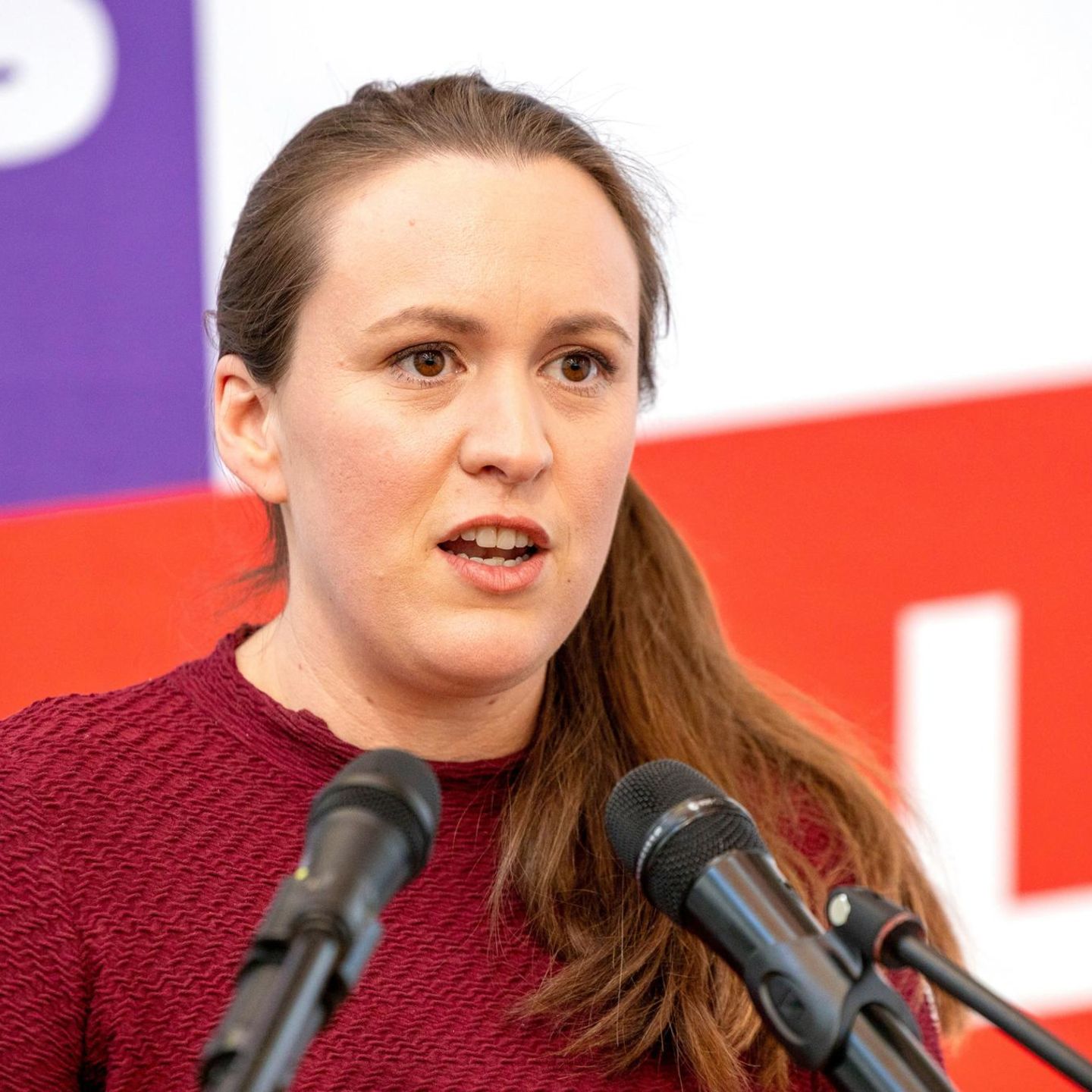 Rebecca Ruppert, Spitzenkandidatin der Linken in Rheinland-Pfalz, am Wahlabend