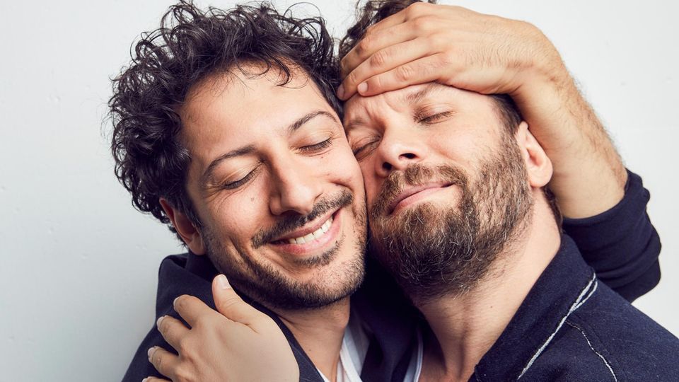 „Abgründe im engen Freundeskreis“: Fahri Yardim äußert sich zu Christian Ulmen