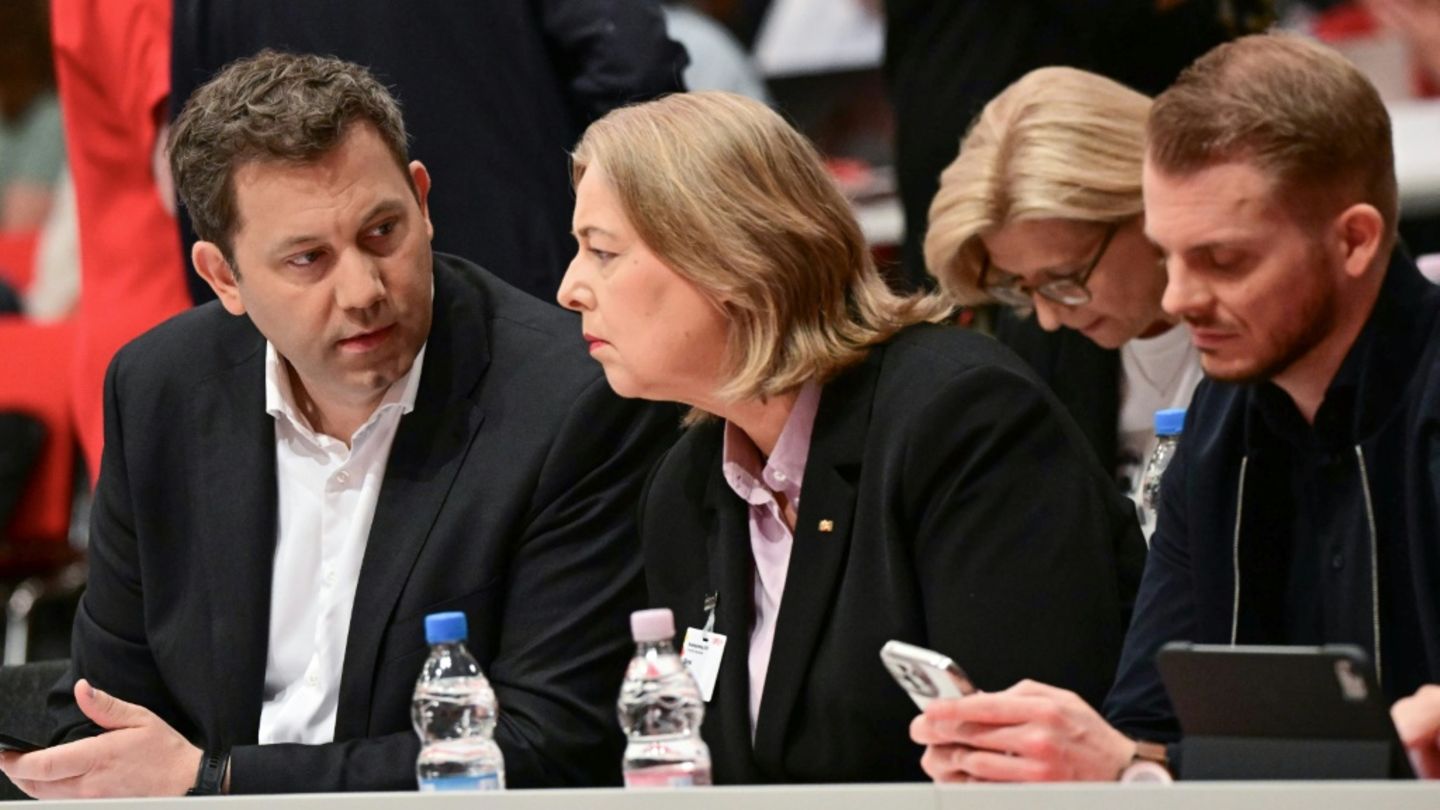 SPD-Politiker Klingbeil (v.l.), Bas und Klüssendorf