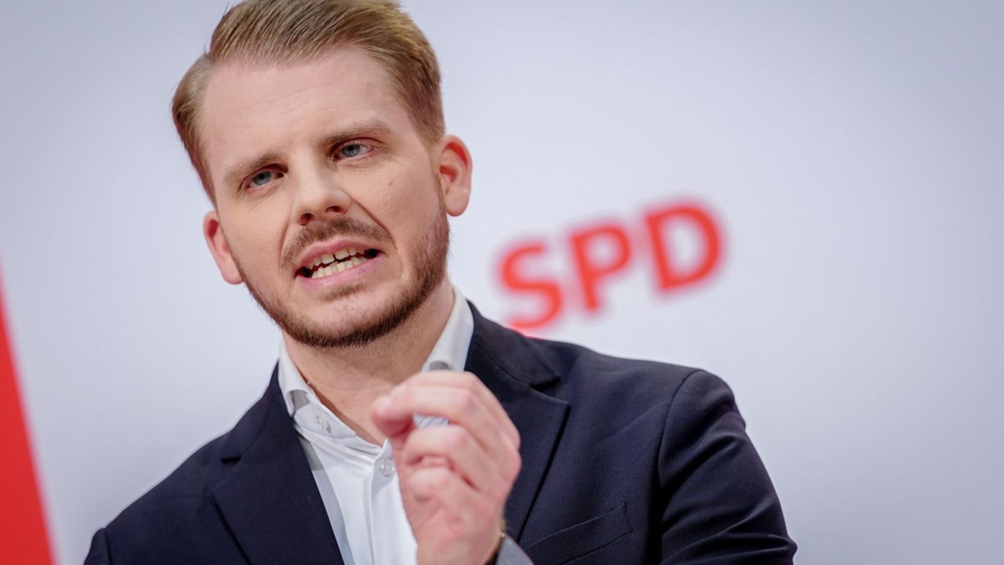 Klüssendorf: "Wir diskutieren auch die personelle Aufstellung." (Archivbild) Foto: Kay Nietfeld/dpa