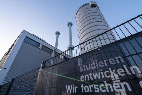 Trotz des Stromausfalls im September infolge eines Anschlags verlief die wirtschaftliche Entwicklung am Technologiepark Adlersho