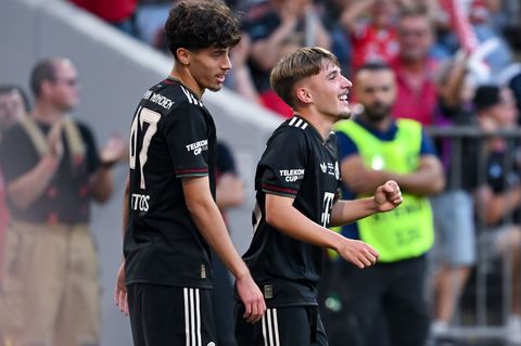 Santos Daiber (l) will wie Karl regelmäßig für die Profis spielen. (Archivbild) Foto: Sven Hoppe/dpa