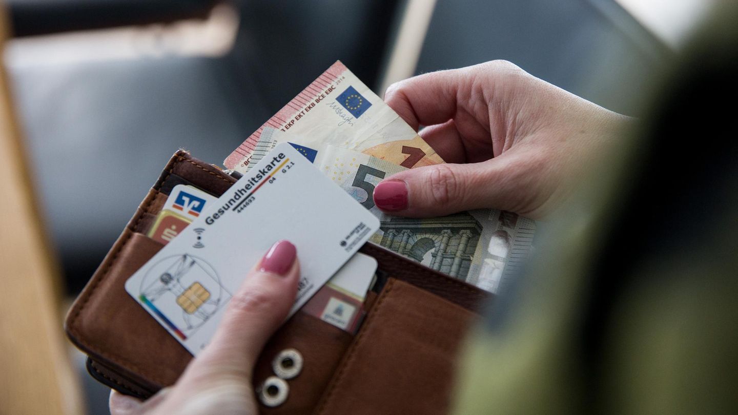 Meinung: Ehepartner mitversichern? Diesen Luxus können wir uns nicht leisten