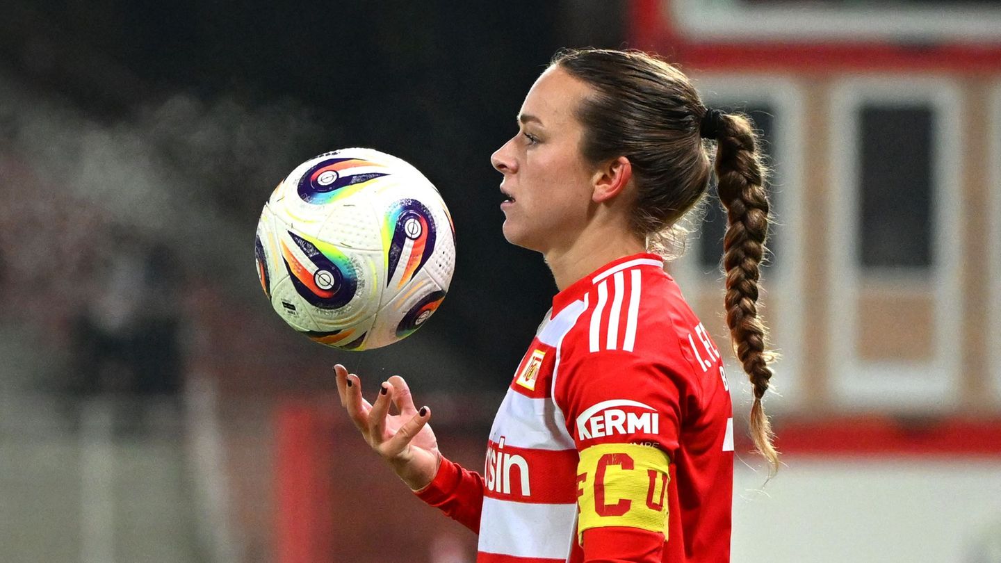 Bundesliga: Union schlägt Werder-Fußballerinnen klar - Fans protestieren