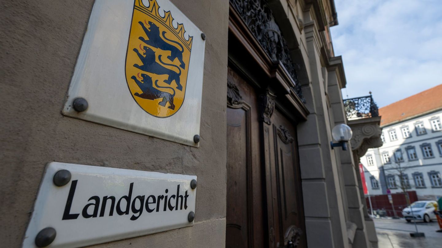 Streit eskaliert: Ex-Frau mit Fleischerbeil angegriffen: Urteil erwartet